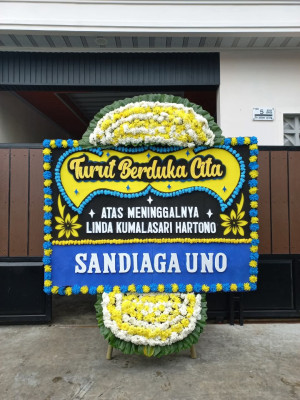 Papan Bunga Duka di Pulau Yerui